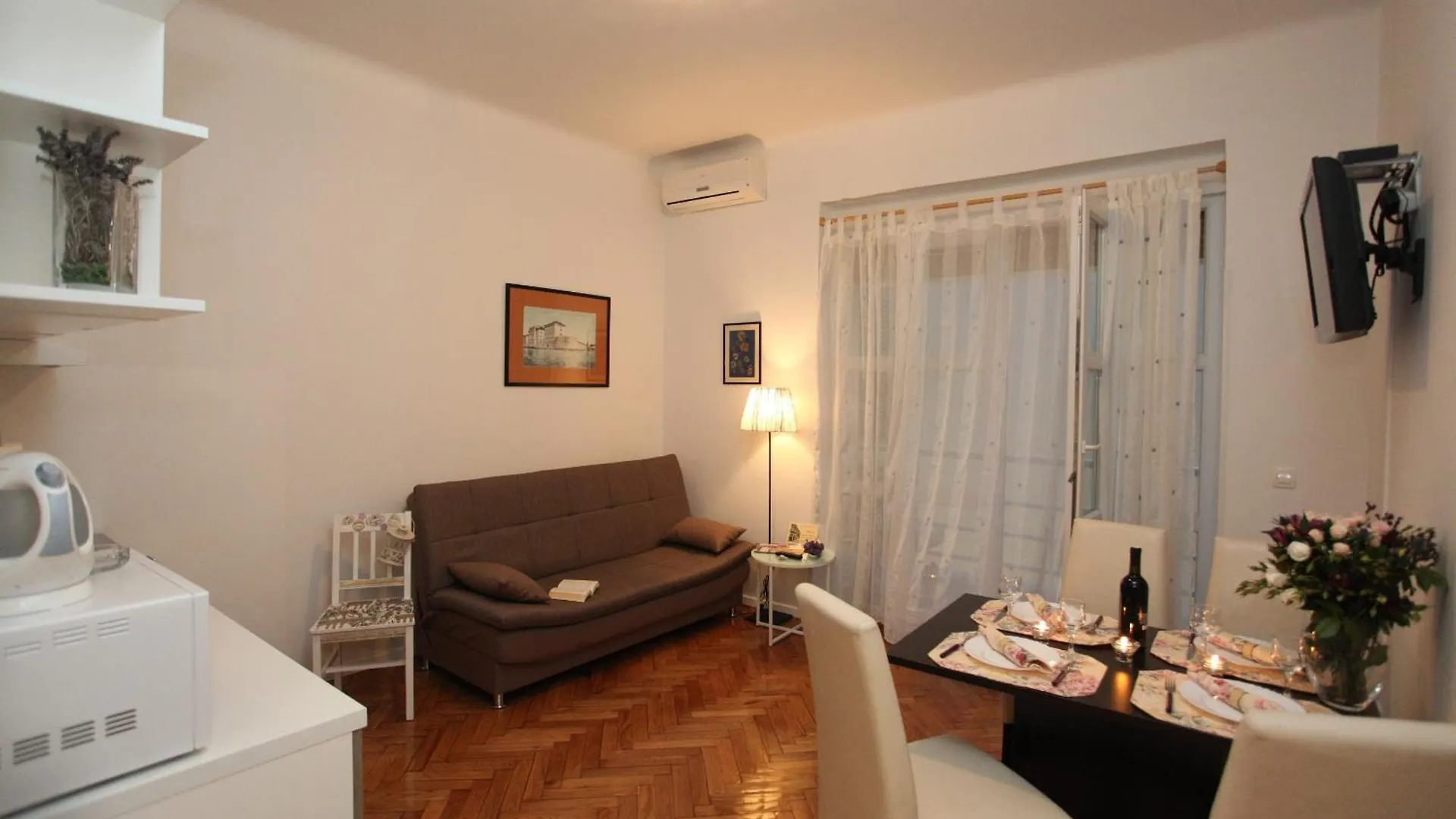 Appartamento Vincent Apt. In Old Town Centre Zara Croazia